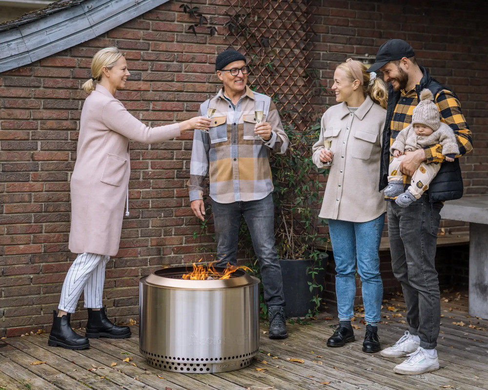  Șemineu fără fum cu bază