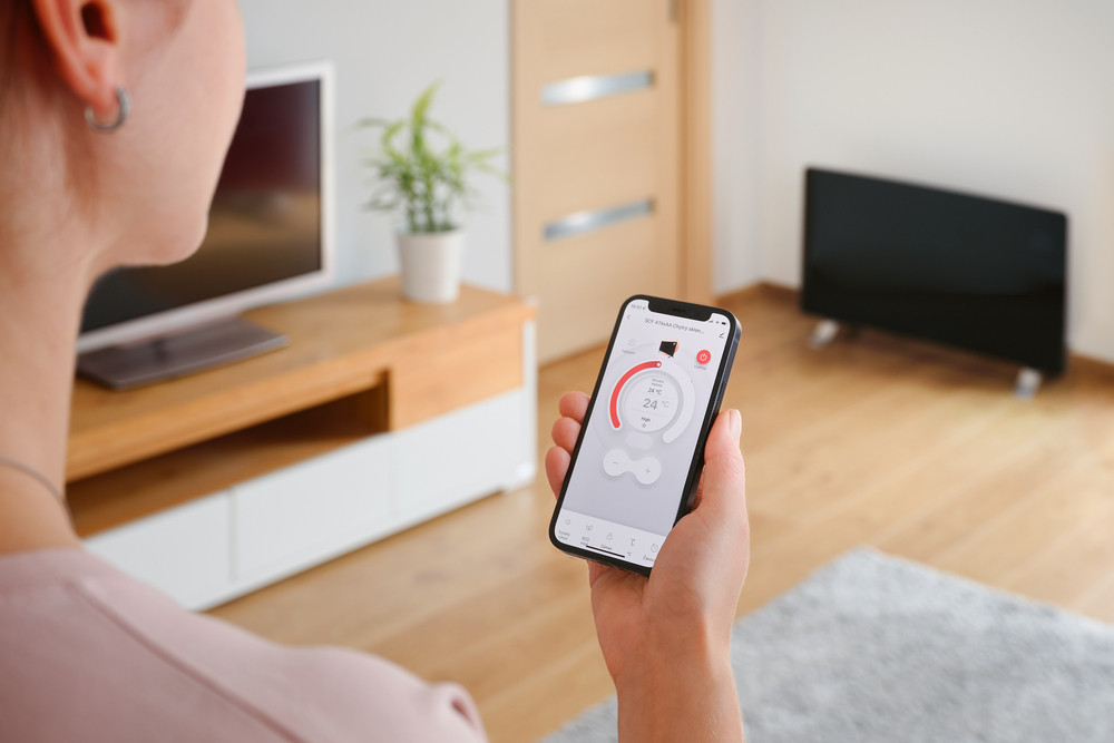 Control intuitiv cu acces de la distanță