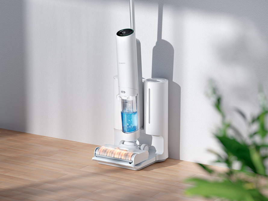 Curăță și îndepărtează mirosurile