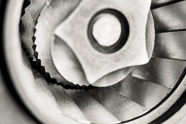 Rașniță conică metalică cu pietre de șlefuit