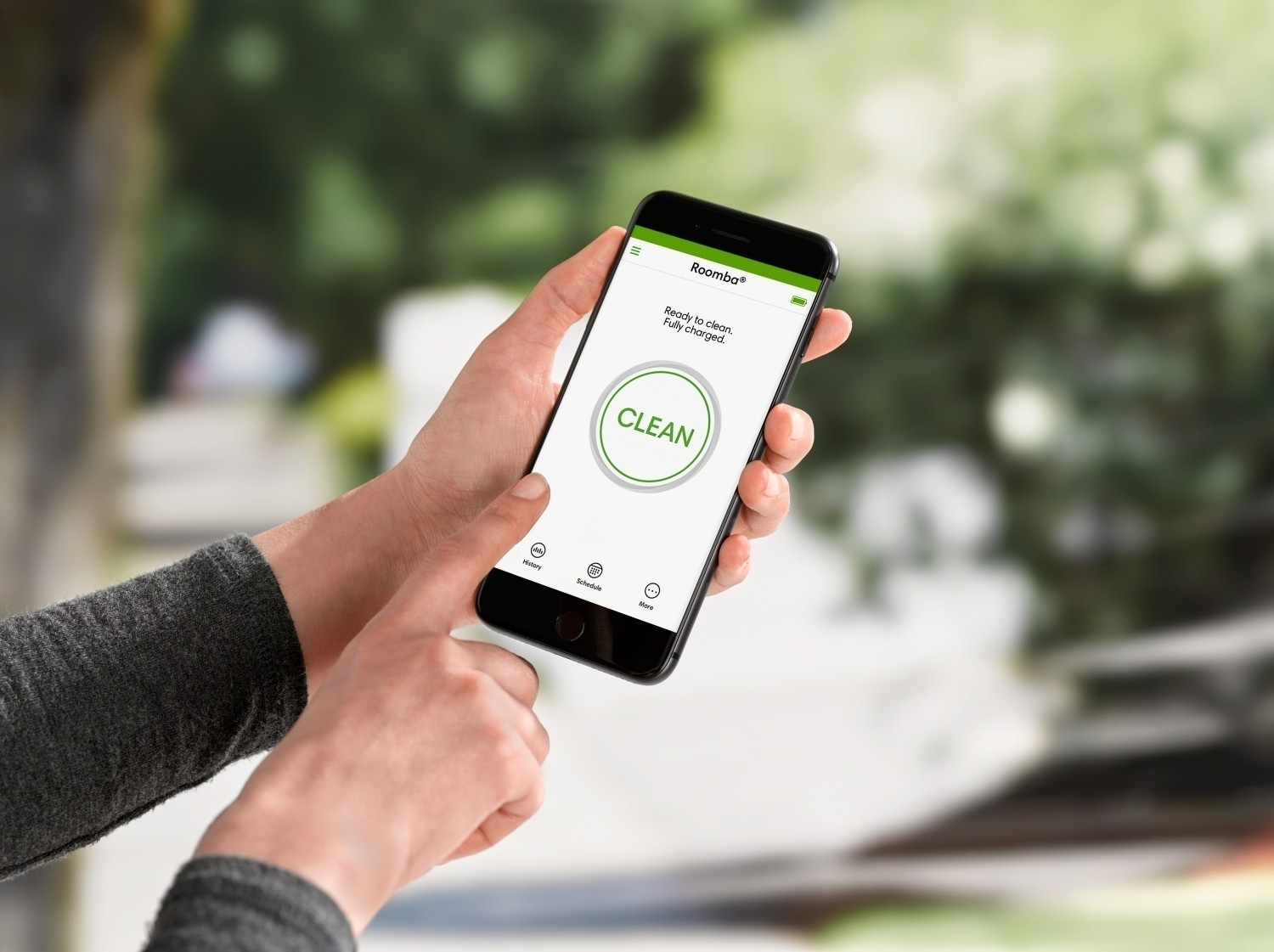 Cu aplicația mobilă iRobot HOME, poți să faci curat de oriunde