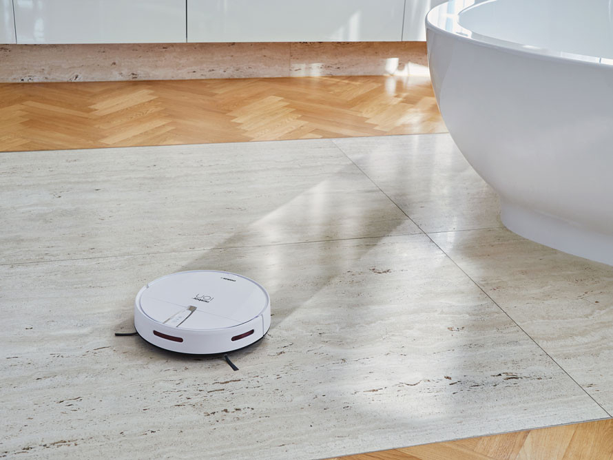 Aspirator inteligent 2 in 1 cu aspirare umedă și uscată