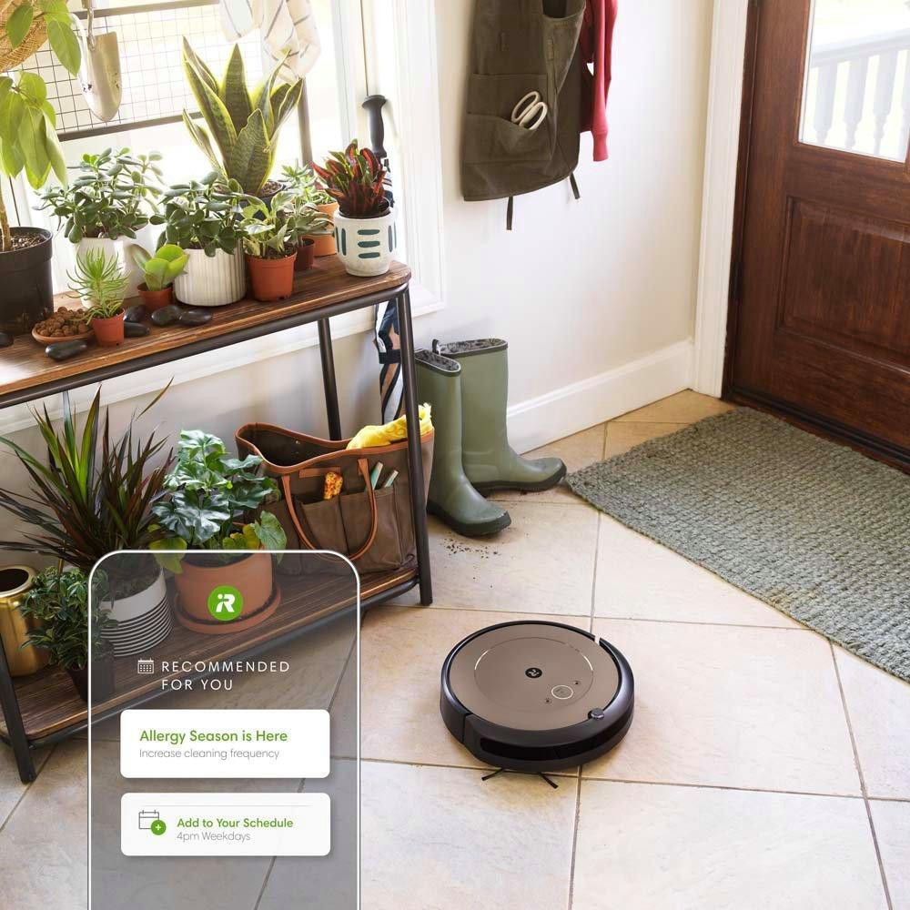 Aplicația mobilă iRobot HOME cu tehnologia iRobot Genius