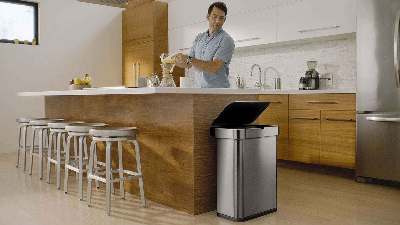 Prezentare coș Simplehuman