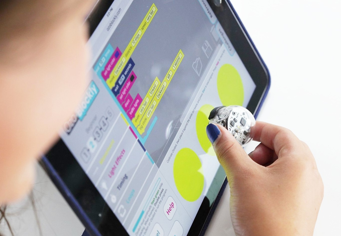 Limbaj colorată a ozo codurilor și inteligență proprie